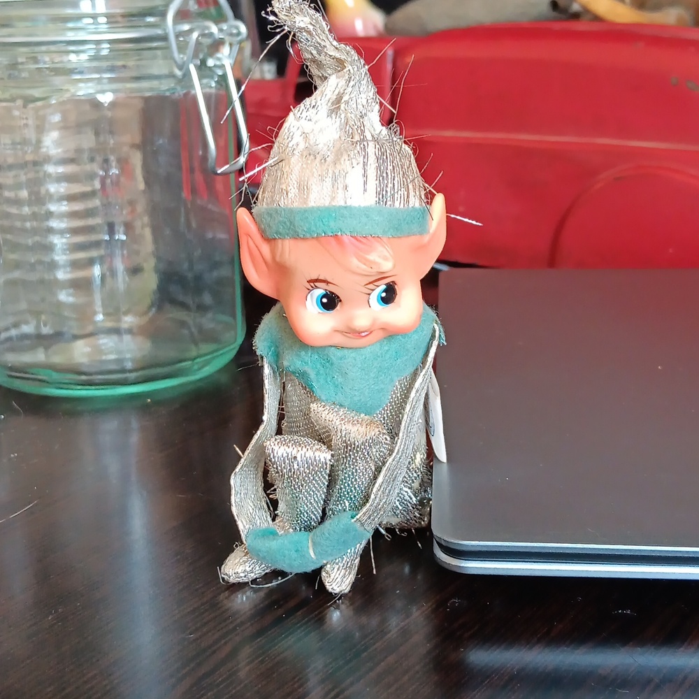 VINTAGE ELF ON THE SHELF